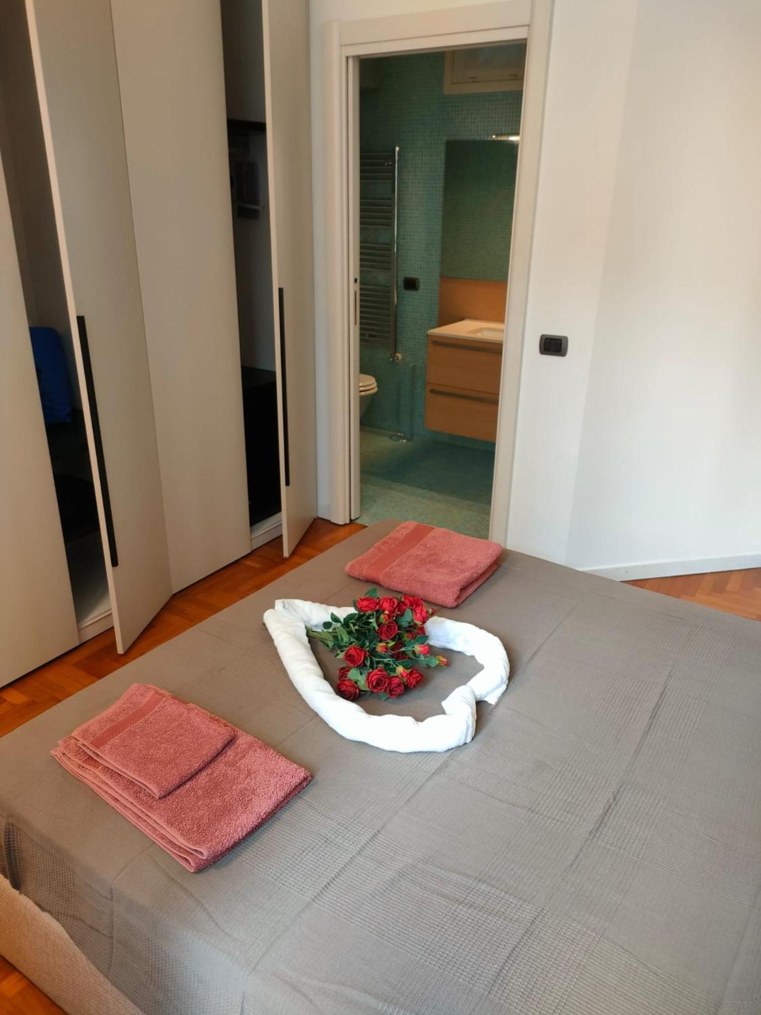 Esclusive & Elegant Loft, Duomo 10 Minutes Milan